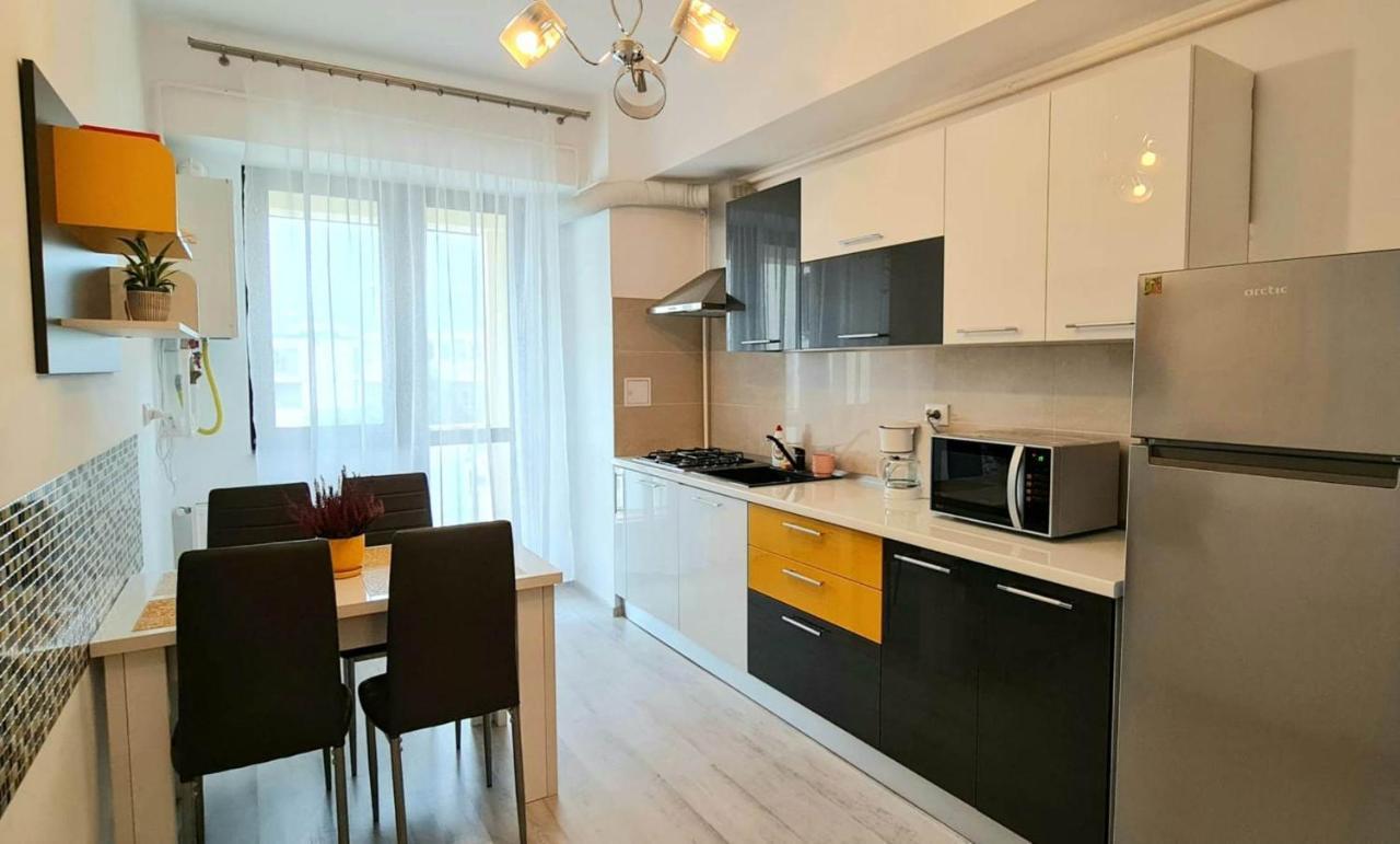 Karina New Flat Near Palas Mall Yaş Dış mekan fotoğraf